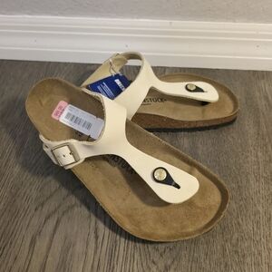 Birkenstock Women's Gizeh Sandals In Ecru, 9 (40)